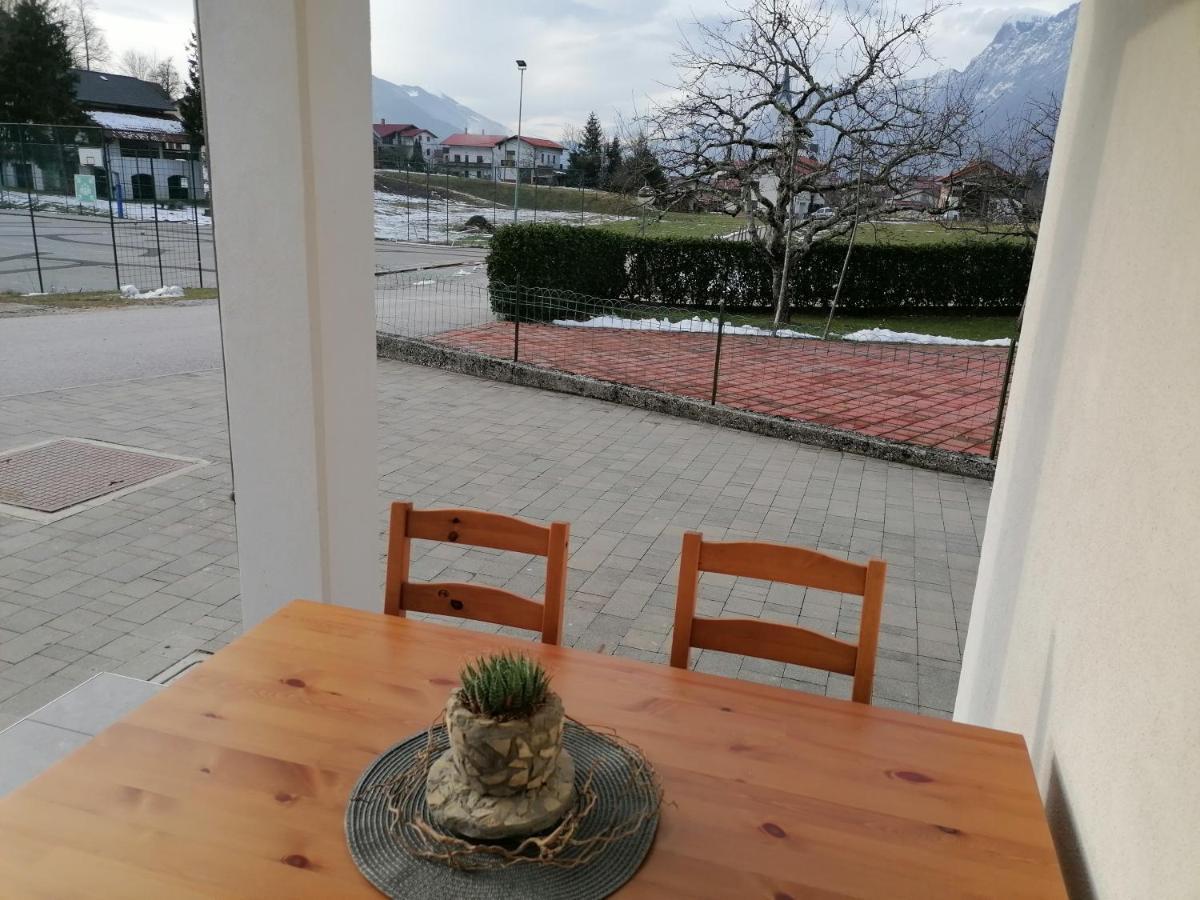 Apartma Pr Urarj Kobarid Exterior photo